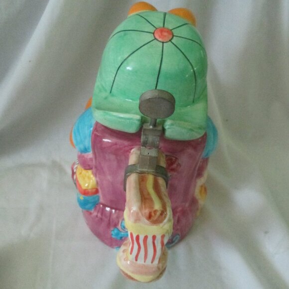 Garfield "Weekend Warrior" Stein - Picture 3 of 8